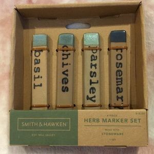 Smith & Hawken Ceramic Garden Herb Marker Boxed Set NWT Stoneware 6x6.5”